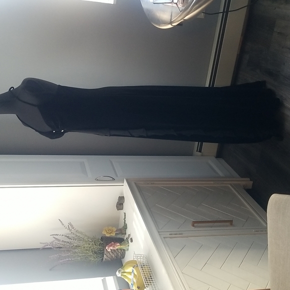 Evening Gown - Picture 6 of 8